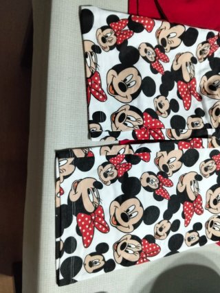 Pijama Minnie Mouse Talla 16 Rojo, nuevo sin usar.
