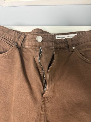 Bermudas marrones baggy