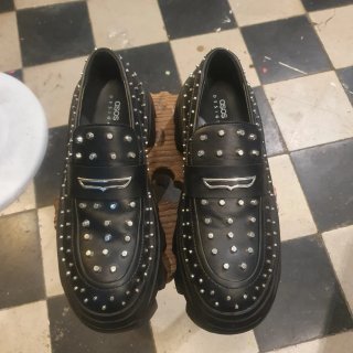 Mocasines plataforma tachas