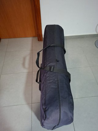Camilla para masajes plegable y con bolsa.
