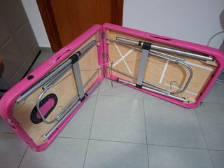Camilla para masajes plegable y con bolsa.