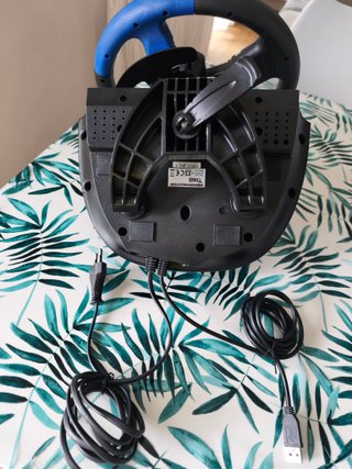 Thrustmaster T150 Pro con pedaliera T3PA