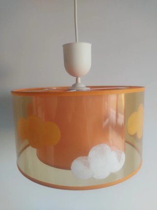 Lámpara infantil naranja IKEA