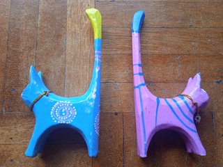 Gatti colorati (4 piccole figure in legno)