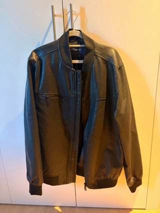 Chaqueta efecto piel Kiabi Talla XL