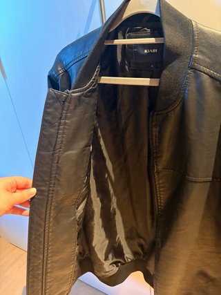 Chaqueta efecto piel Kiabi Talla XL