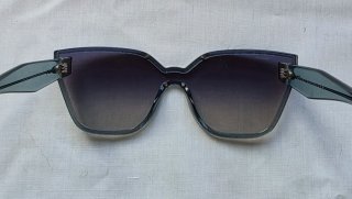 Gafas de sol Prada pantalla celeste y plateado
