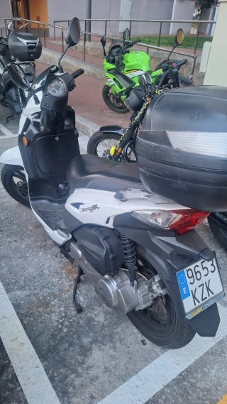 Symphony SR 125CC Scooter