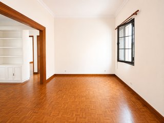 Piso 120m2 azotea 80m2 · 3dorm 2baños · garaje · V