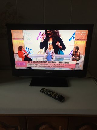 TV THOMSON DE 26 PULGADAS