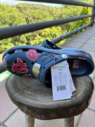 Crocs Naruto Talla 42