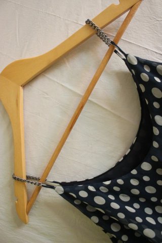 Vestido lunares volantes