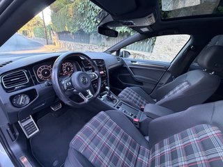 VOLKSWAGEN GOLF GTI 7.5 PERFROMANCE DSG TECHO