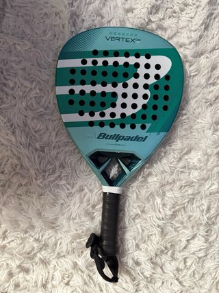 Pala de pádel Bullpadel Vertex 04