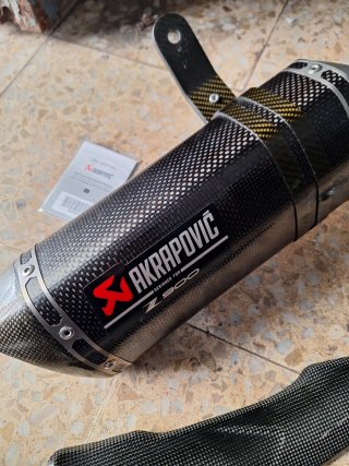 Akrapovic Z900 Escape Carbono