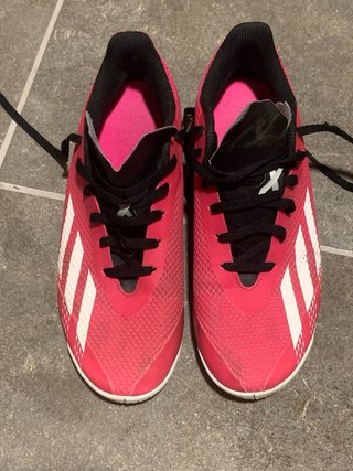 Zapatillas de fútbol Adidas rosas