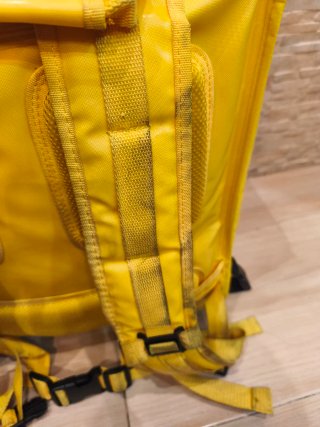 Mochila Glovo Amarilla