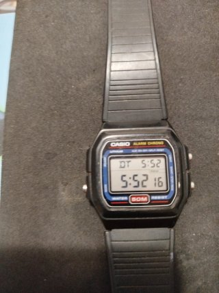 Reloj Casio Negro