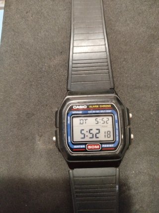 Reloj Casio Negro
