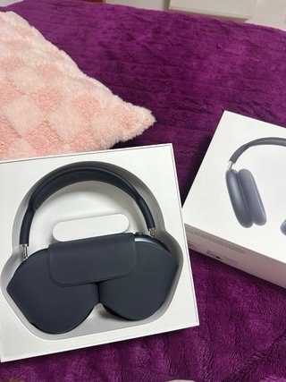 AirPods Max