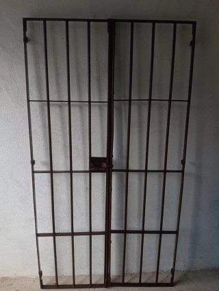 Cancelas de hierro antiguas