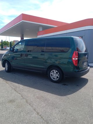 Hyundai H-1 2012