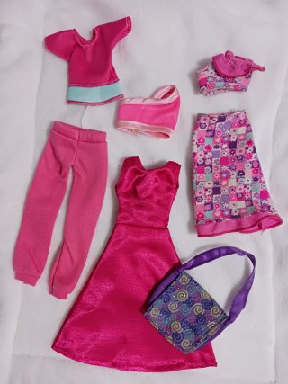Ropa de Barbie: Vestido, Falda y Accesorios