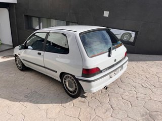 Renault Clio 1991