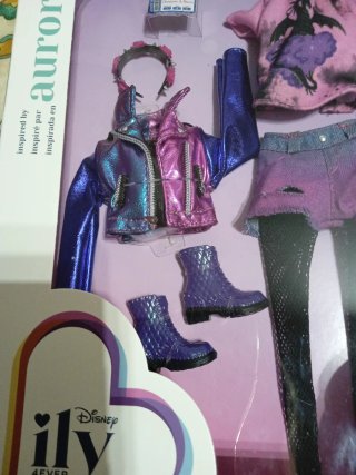 Aurora Disney ILY 4EVER Fashion Pack per bambola