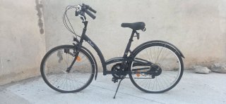 Bicicleta de paseo Btwin negra