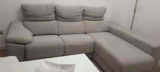 Sofá chaise longue gris tela