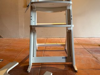 Trona de fusta Coinfant