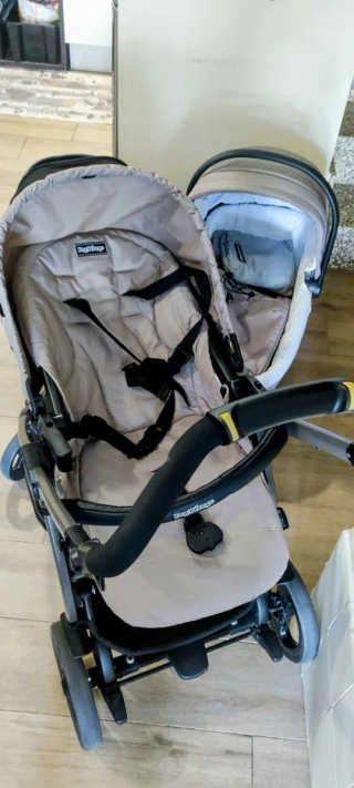 Carro de bebé Peg Perego con silla coche
