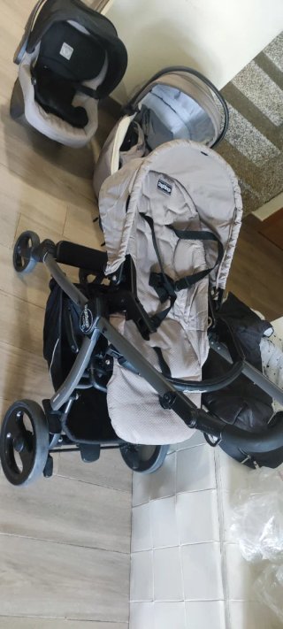 Carro de bebé Peg Perego con silla coche