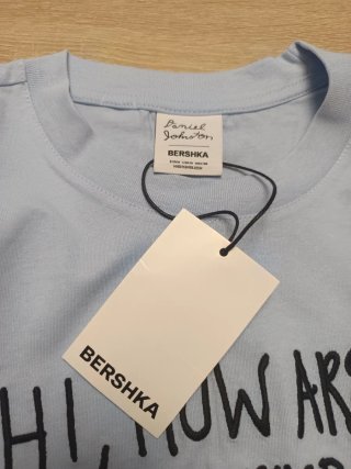 Camiseta Bershka nueva