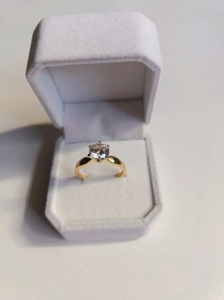 Anillo de oro laminado 14k con diamante