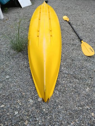 Kayak de pesca Moken amarillo