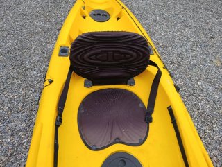 Kayak de pesca Moken amarillo