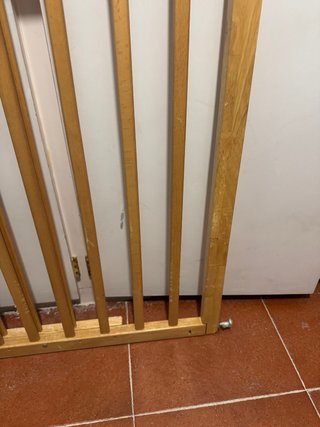 Barrera de seguridad para niños de madera
