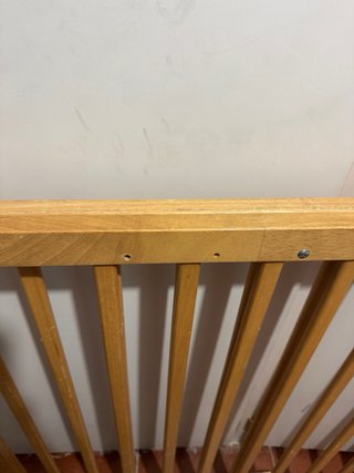 Barrera de seguridad para niños de madera