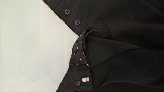 Falda negra con volantes de lunares,tipo colegiala