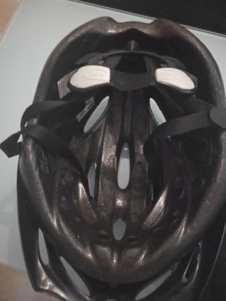 Casco Bell bici gris y negro