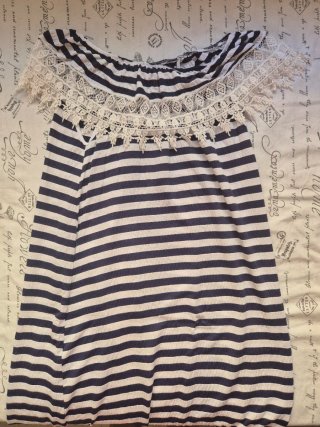 Vestido marinero con encaje