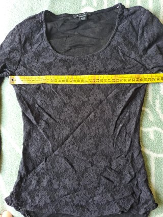 Camisa negra encaje media manga
