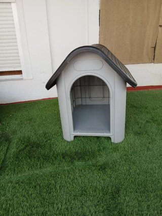 Caseta para perro gris y negra