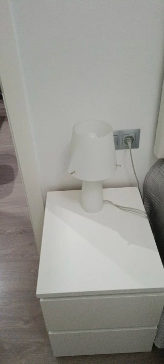 Lámpara de mesa de cristal