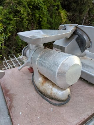 Cortadora de fiambre profesional manconi