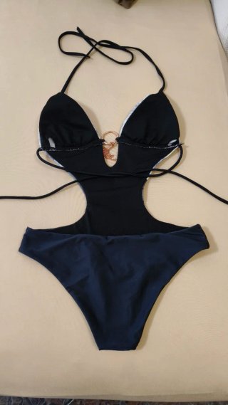 Trikini vintage style sexy negro y blanco con flor