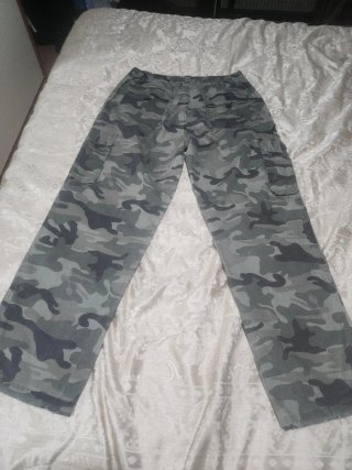 Pantaloni cargo camouflage uomo