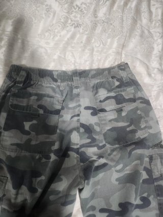 Pantaloni cargo camouflage uomo